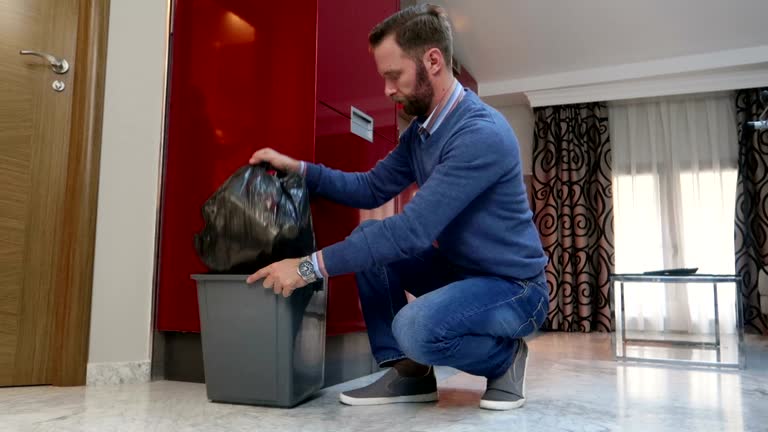 Best Mattress Disposal  in Constantine, MI